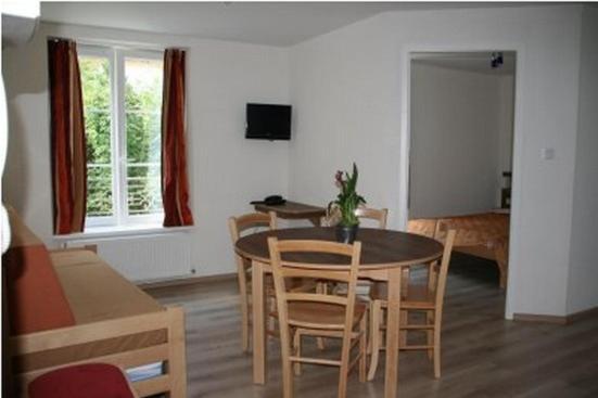 Residence Maison Blanche พลอมบิแอร์ส-เลส์-แบ็งส์ ห้อง รูปภาพ